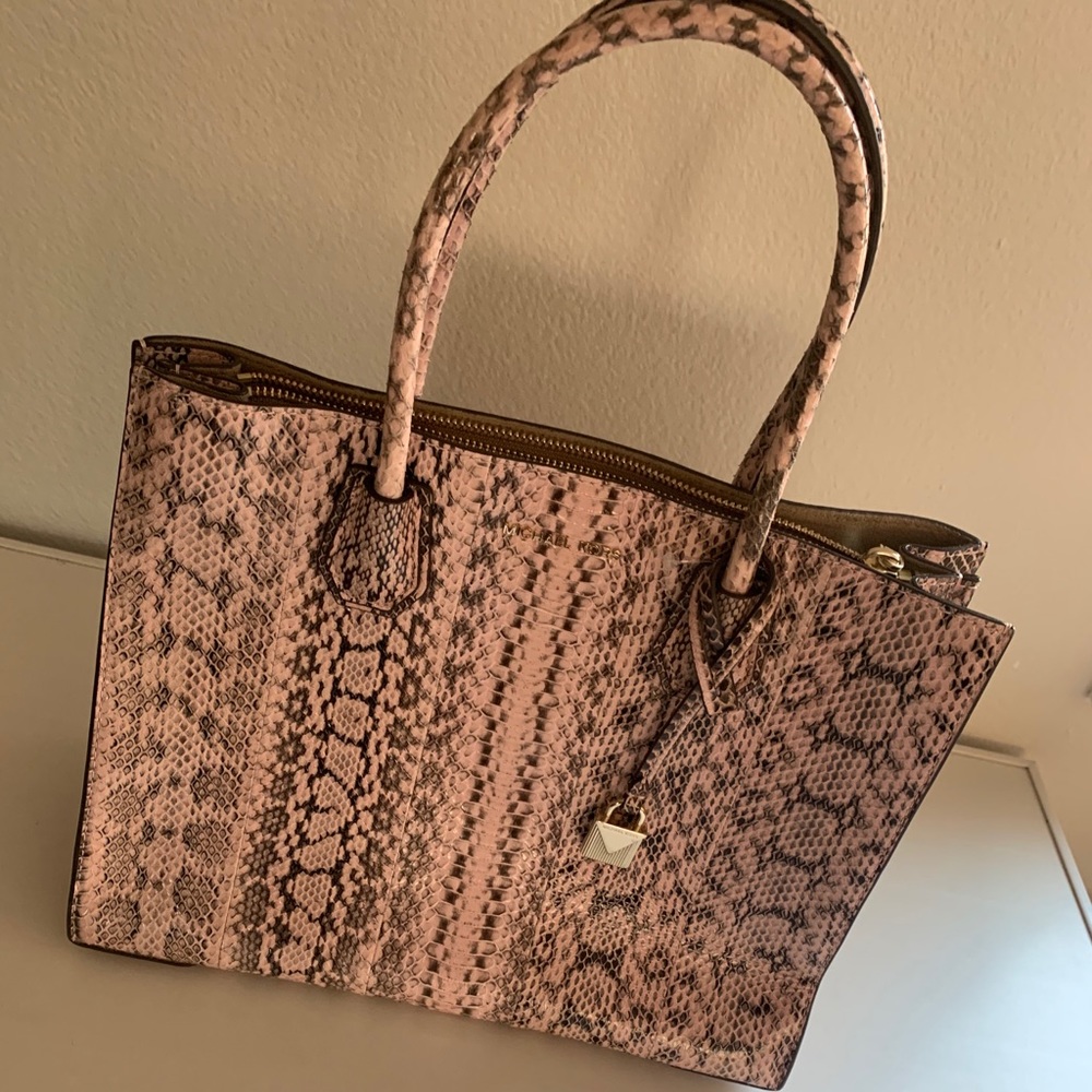 Michael Kors BNWT Satchel